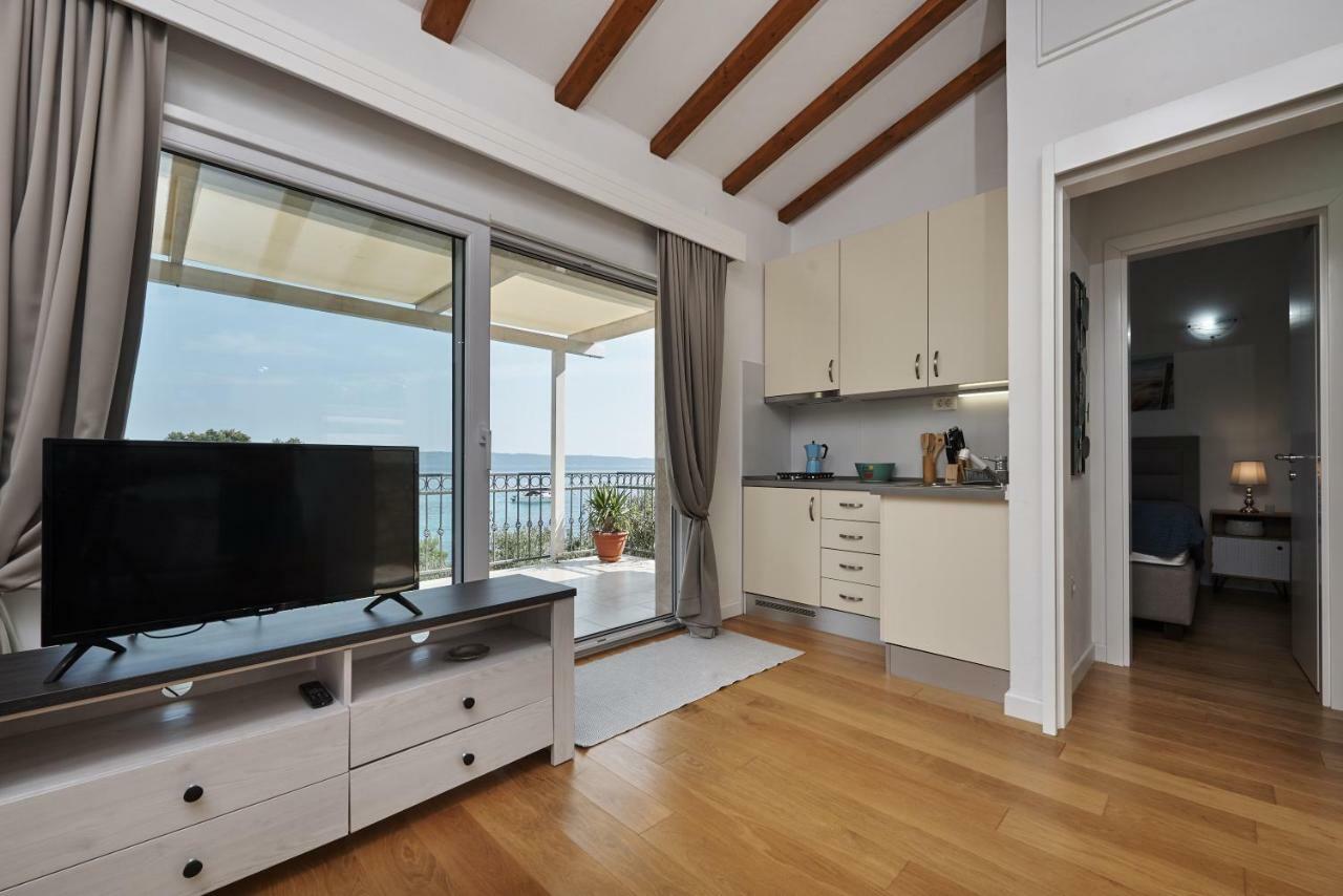 Beach House Blue Lagoon Okrug Gornji Ngoại thất bức ảnh