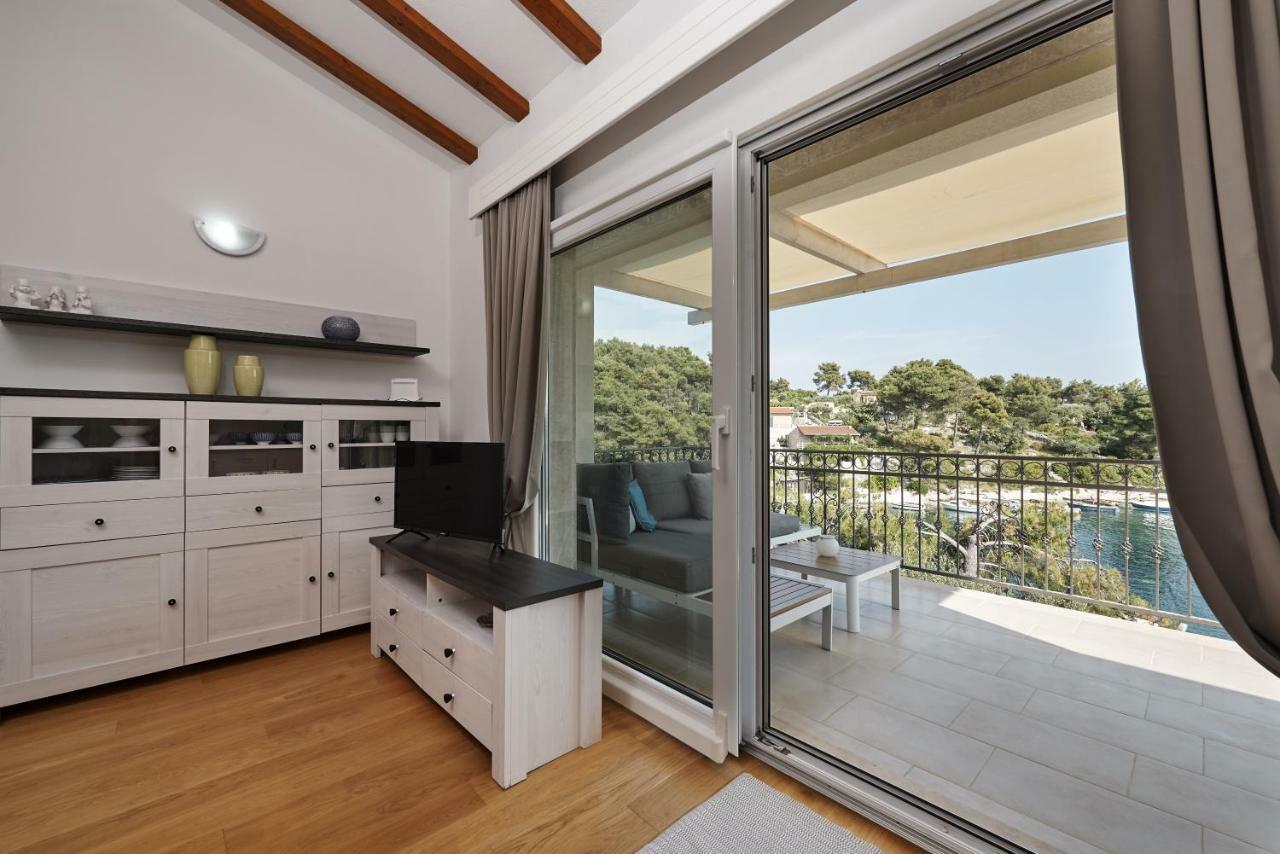 Beach House Blue Lagoon Okrug Gornji Ngoại thất bức ảnh